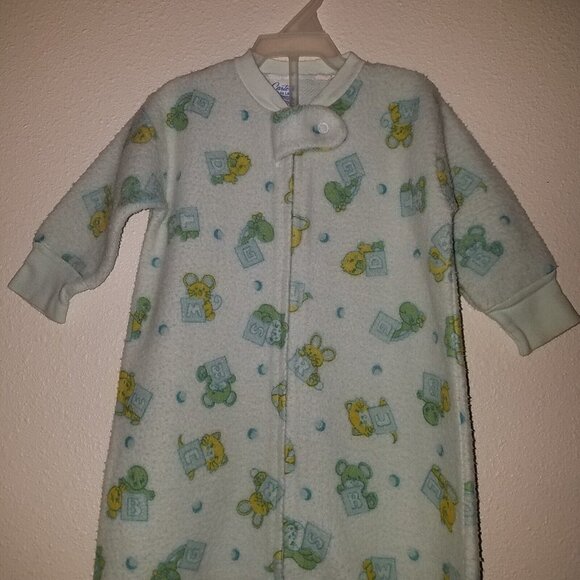 VTG Carter's Blue Blocks Animals Sleep Sack (up to 26 lb) Mouse Cat Bear PILLING - Picture 2 of 7